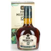 Ron Medellin 12 Anos 40% 0.70